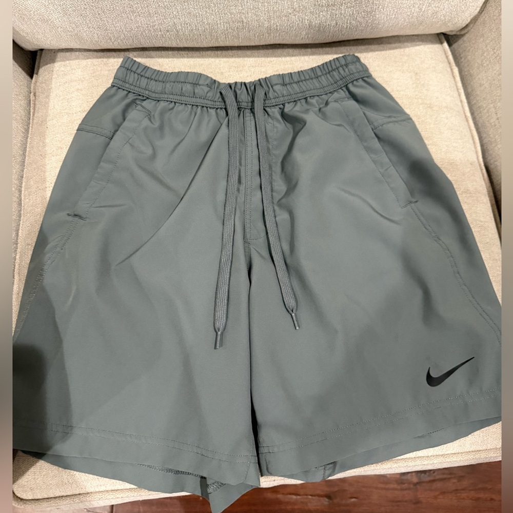 Men’s xSmall Nike Drifit shorts